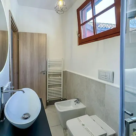 Vakantiehuis - Magic Garden House - View Como