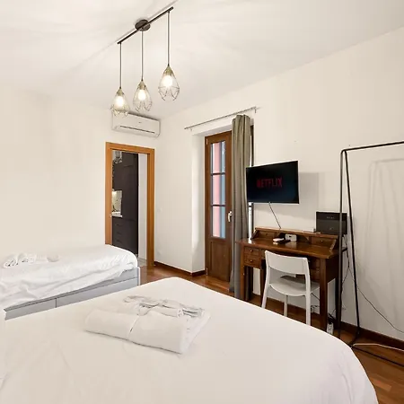 Nyaraló - Magic Garden House - View Como