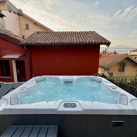 - Magic Garden House - View Holiday home